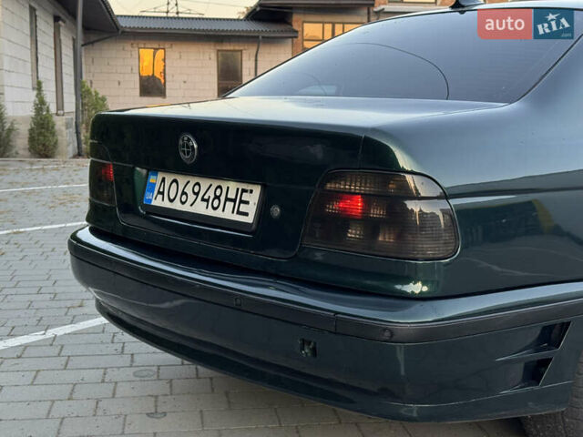 Зелений БМВ 5 Серія, об'ємом двигуна 2.93 л та пробігом 350 тис. км за 4500 $, фото 5 на Automoto.ua
