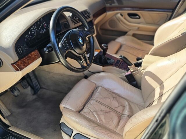 Зеленый БМВ 5 Серия, объемом двигателя 2.2 л и пробегом 281 тыс. км за 4900 $, фото 3 на Automoto.ua