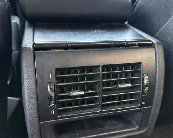 Зелений БМВ 5 Серія, об'ємом двигуна 3 л та пробігом 353 тис. км за 5600 $, фото 18 на Automoto.ua