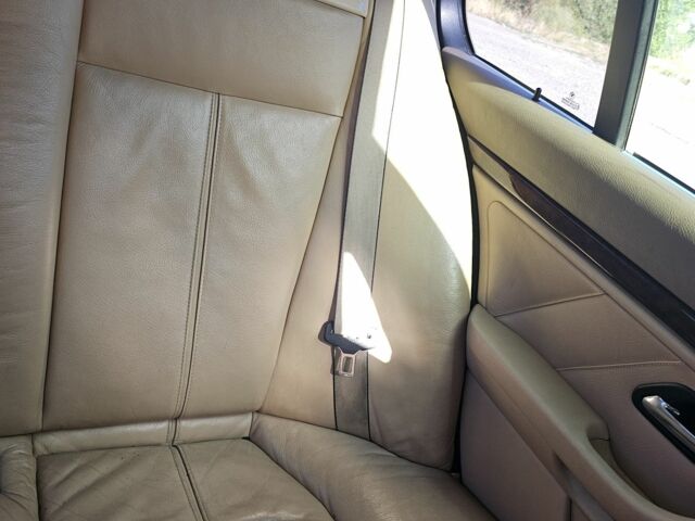 Зелений БМВ 5 Серія, об'ємом двигуна 0 л та пробігом 281 тис. км за 5099 $, фото 20 на Automoto.ua