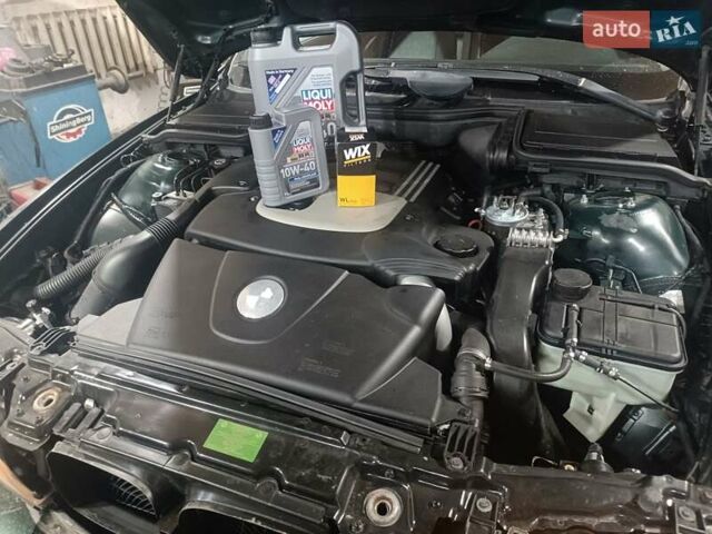 Зелений БМВ 5 Серія, об'ємом двигуна 2 л та пробігом 453 тис. км за 5800 $, фото 64 на Automoto.ua