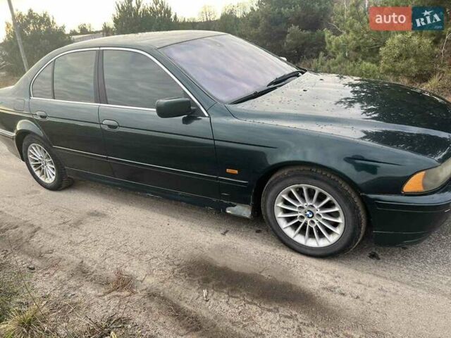 Зеленый БМВ 5 Серия, объемом двигателя 3 л и пробегом 384 тыс. км за 5000 $, фото 3 на Automoto.ua