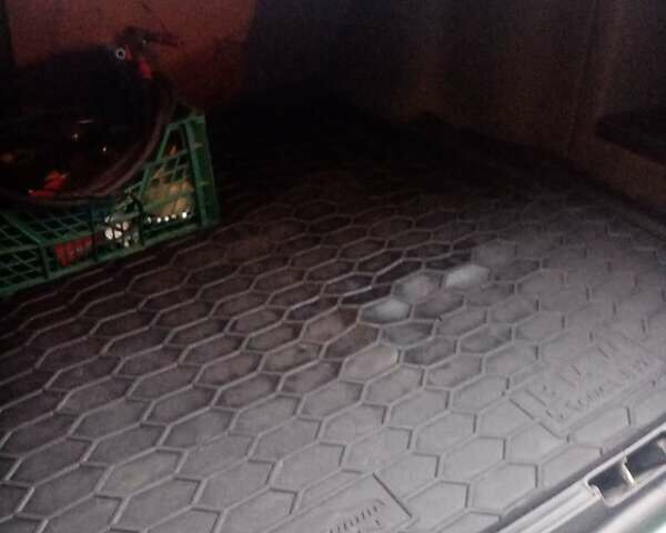 Зелений БМВ 5 Серія, об'ємом двигуна 2.49 л та пробігом 330 тис. км за 7500 $, фото 10 на Automoto.ua