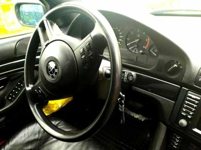 Зеленый БМВ 5 Серия, объемом двигателя 2.9 л и пробегом 487 тыс. км за 7200 $, фото 9 на Automoto.ua