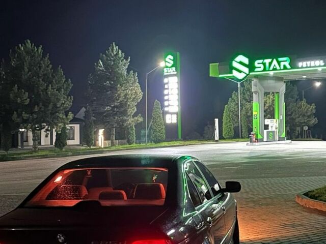 Зеленый БМВ 5 Серия, объемом двигателя 2.5 л и пробегом 360 тыс. км за 3500 $, фото 6 на Automoto.ua