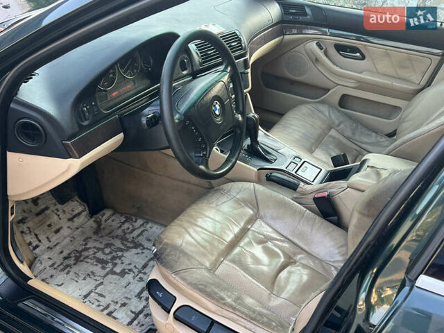 Зеленый БМВ 5 Серия, объемом двигателя 2.5 л и пробегом 400 тыс. км за 3300 $, фото 13 на Automoto.ua
