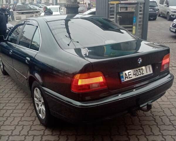 Зелений БМВ 5 Серія, об'ємом двигуна 2.49 л та пробігом 330 тис. км за 7500 $, фото 1 на Automoto.ua