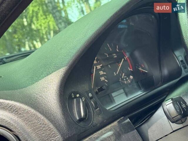 Зеленый БМВ 5 Серия, объемом двигателя 2.5 л и пробегом 370 тыс. км за 6500 $, фото 22 на Automoto.ua