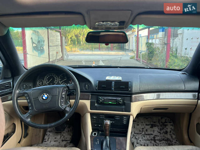 Зеленый БМВ 5 Серия, объемом двигателя 2.5 л и пробегом 400 тыс. км за 3300 $, фото 23 на Automoto.ua