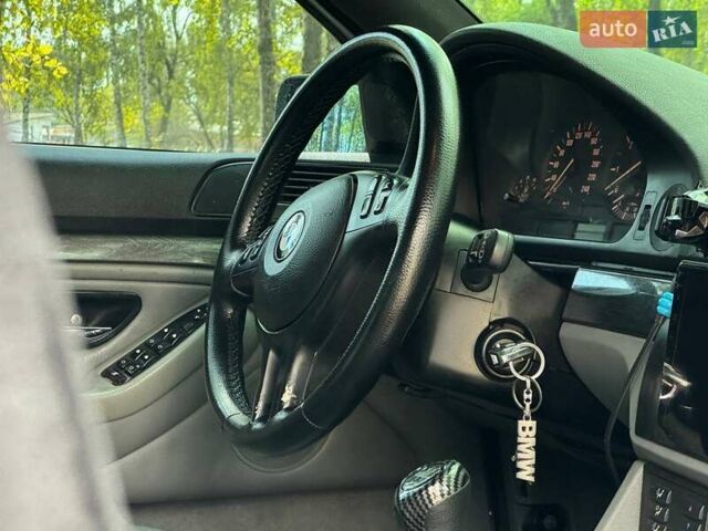 Зеленый БМВ 5 Серия, объемом двигателя 2.5 л и пробегом 370 тыс. км за 6500 $, фото 15 на Automoto.ua