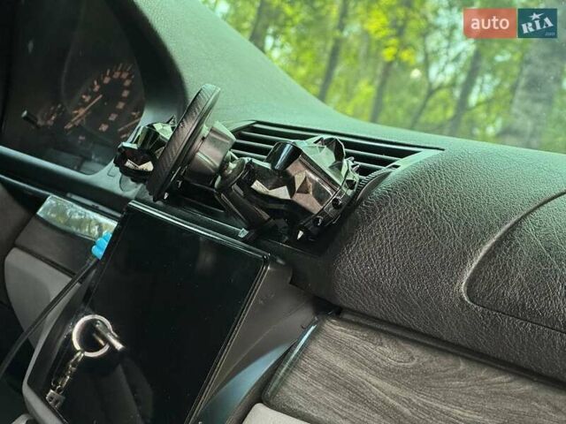 Зеленый БМВ 5 Серия, объемом двигателя 2.5 л и пробегом 370 тыс. км за 6500 $, фото 14 на Automoto.ua