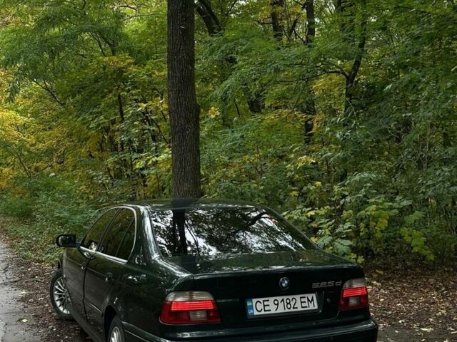 Зеленый БМВ 5 Серия, объемом двигателя 2.5 л и пробегом 360 тыс. км за 3500 $, фото 1 на Automoto.ua