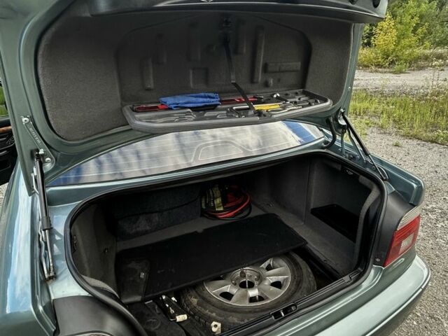 Зеленый БМВ 5 Серия, объемом двигателя 2 л и пробегом 451 тыс. км за 5000 $, фото 18 на Automoto.ua