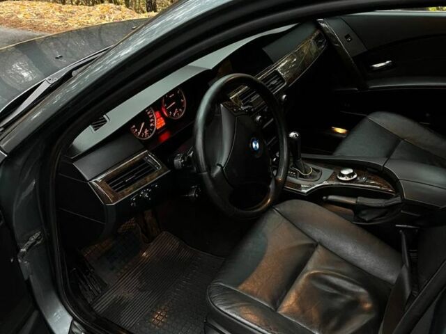 Зеленый БМВ 5 Серия, объемом двигателя 3 л и пробегом 320 тыс. км за 4500 $, фото 6 на Automoto.ua