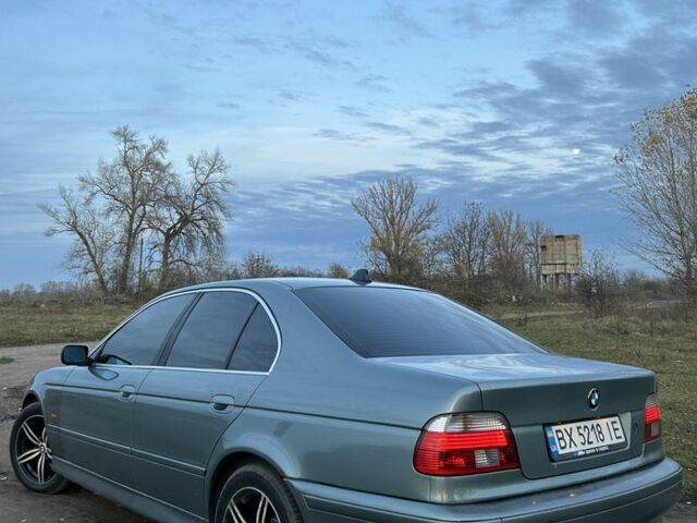 Зеленый БМВ 5 Серия, объемом двигателя 2 л и пробегом 451 тыс. км за 5000 $, фото 1 на Automoto.ua