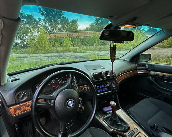 Зеленый БМВ 5 Серия, объемом двигателя 2 л и пробегом 456 тыс. км за 5200 $, фото 18 на Automoto.ua