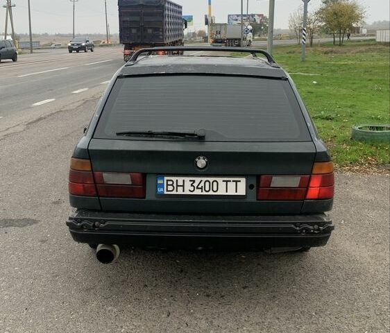 Зеленый БМВ 5 Серия, объемом двигателя 2.5 л и пробегом 303 тыс. км за 1500 $, фото 2 на Automoto.ua
