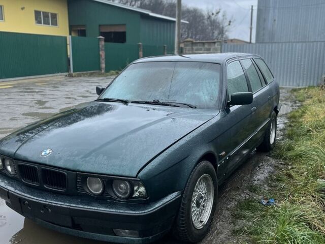 Зеленый БМВ 5 Серия, объемом двигателя 2 л и пробегом 400 тыс. км за 1950 $, фото 8 на Automoto.ua