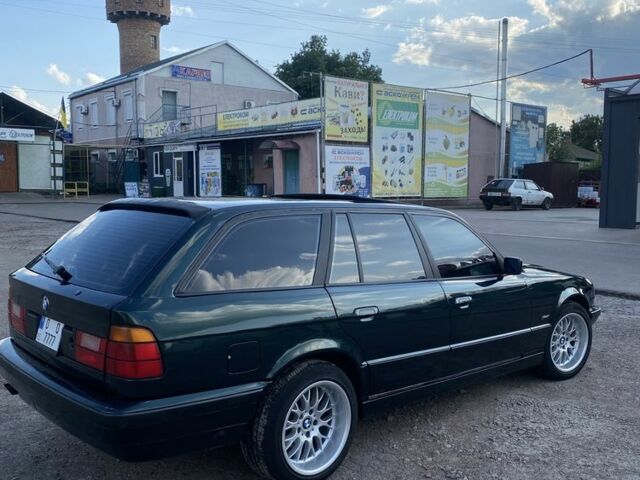 Зеленый БМВ 5 Серия, объемом двигателя 2.5 л и пробегом 315 тыс. км за 4500 $, фото 2 на Automoto.ua