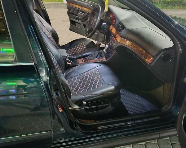 Зеленый БМВ 5 Серия, объемом двигателя 2.5 л и пробегом 300 тыс. км за 3000 $, фото 20 на Automoto.ua