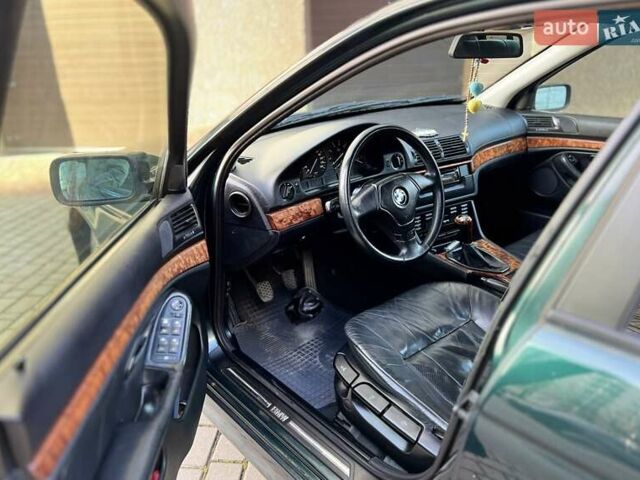 Зеленый БМВ 5 Серия, объемом двигателя 1.99 л и пробегом 330 тыс. км за 3350 $, фото 11 на Automoto.ua