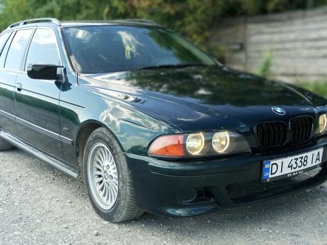 Зеленый БМВ 5 Серия, объемом двигателя 2.5 л и пробегом 200 тыс. км за 2799 $, фото 1 на Automoto.ua