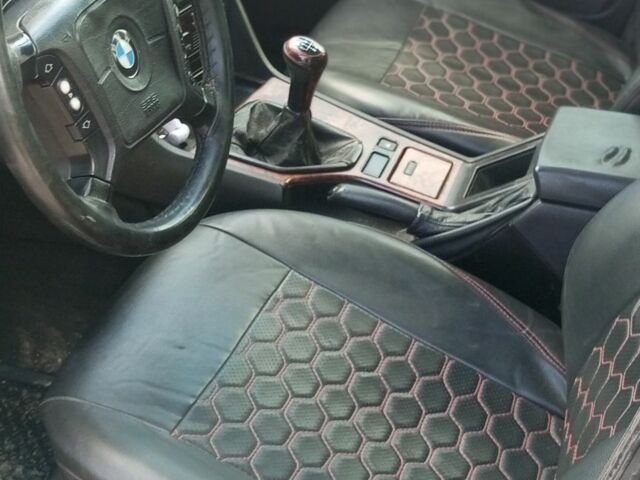 Зеленый БМВ 5 Серия, объемом двигателя 2.5 л и пробегом 200 тыс. км за 2799 $, фото 3 на Automoto.ua