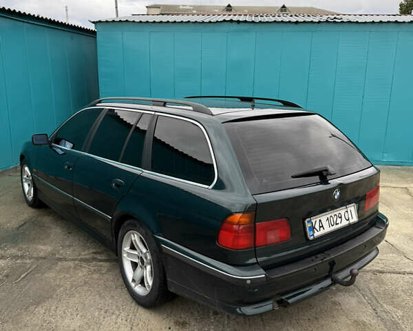 Зеленый БМВ 5 Серия, объемом двигателя 2.93 л и пробегом 403 тыс. км за 4700 $, фото 3 на Automoto.ua