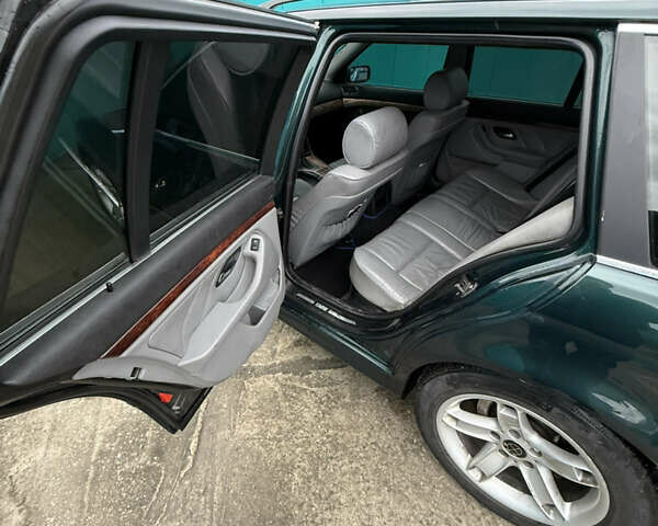 Зеленый БМВ 5 Серия, объемом двигателя 2.93 л и пробегом 403 тыс. км за 4700 $, фото 17 на Automoto.ua