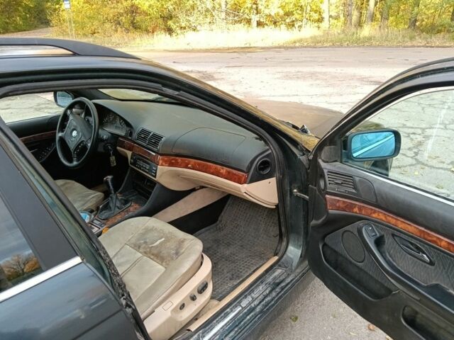 Зеленый БМВ 5 Серия, объемом двигателя 2.5 л и пробегом 290 тыс. км за 1700 $, фото 7 на Automoto.ua