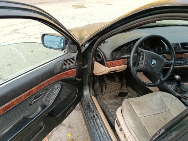 Зеленый БМВ 5 Серия, объемом двигателя 2.5 л и пробегом 290 тыс. км за 1700 $, фото 8 на Automoto.ua