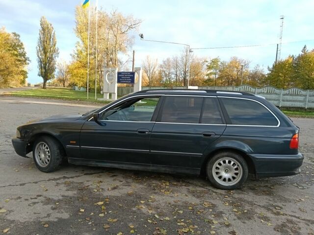 Зеленый БМВ 5 Серия, объемом двигателя 2.5 л и пробегом 290 тыс. км за 1700 $, фото 3 на Automoto.ua