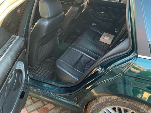 Зелений БМВ 5 Серія, об'ємом двигуна 2.9 л та пробігом 42 тис. км за 3850 $, фото 3 на Automoto.ua