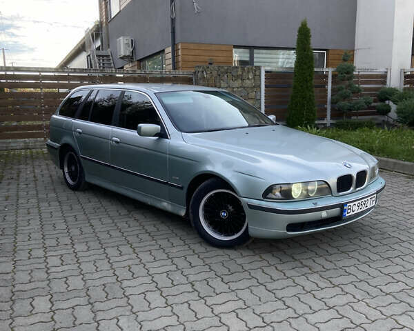 Зеленый БМВ 5 Серия, объемом двигателя 2.93 л и пробегом 392 тыс. км за 3500 $, фото 2 на Automoto.ua