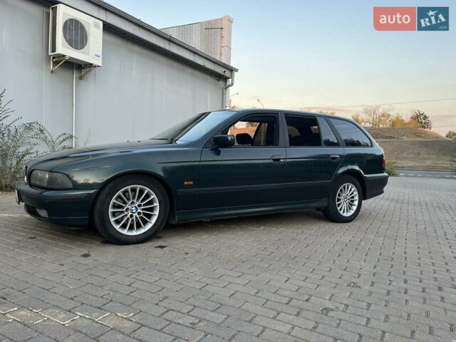 Зелений БМВ 5 Серія, об'ємом двигуна 2.93 л та пробігом 389 тис. км за 5000 $, фото 3 на Automoto.ua