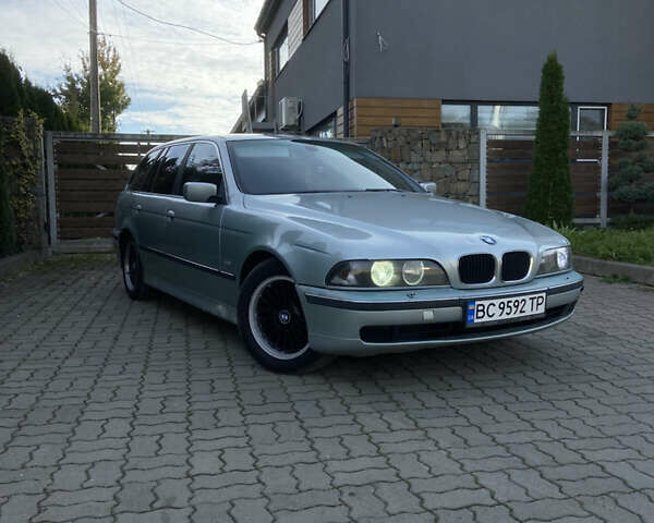 Зеленый БМВ 5 Серия, объемом двигателя 2.93 л и пробегом 392 тыс. км за 3500 $, фото 1 на Automoto.ua