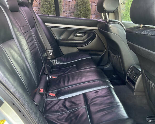 Зеленый БМВ 5 Серия, объемом двигателя 2.93 л и пробегом 392 тыс. км за 3500 $, фото 25 на Automoto.ua