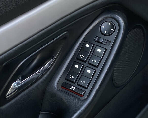 Зеленый БМВ 5 Серия, объемом двигателя 2.93 л и пробегом 392 тыс. км за 3500 $, фото 37 на Automoto.ua