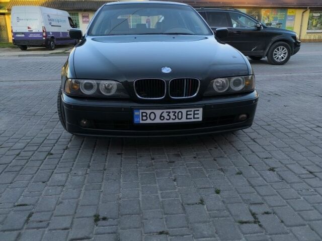 Зеленый БМВ 5 Серия, объемом двигателя 2.5 л и пробегом 443 тыс. км за 3600 $, фото 1 на Automoto.ua