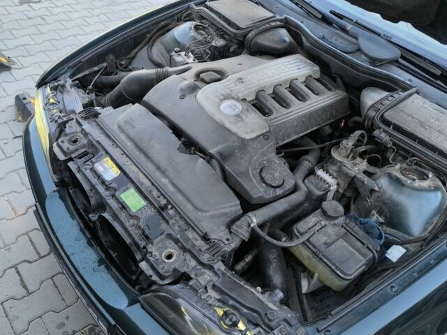 Зеленый БМВ 5 Серия, объемом двигателя 2.5 л и пробегом 443 тыс. км за 3600 $, фото 9 на Automoto.ua