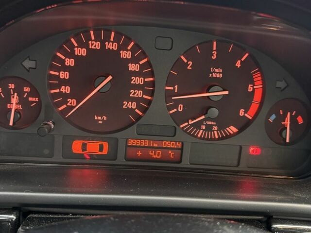 Зеленый БМВ 5 Серия, объемом двигателя 2.5 л и пробегом 400 тыс. км за 2400 $, фото 12 на Automoto.ua