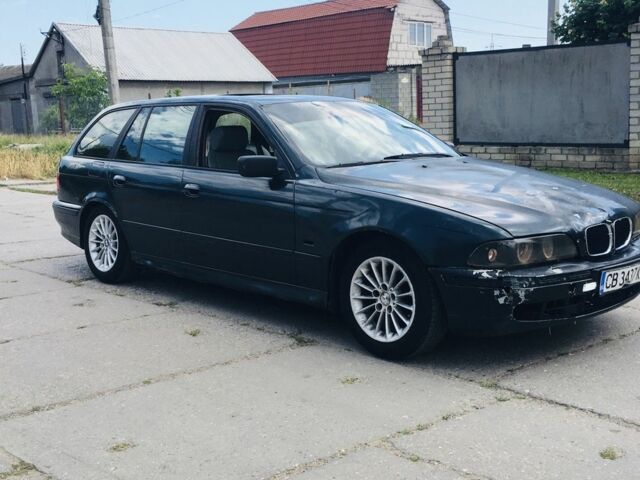 Зеленый БМВ 5 Серия, объемом двигателя 3 л и пробегом 123 тыс. км за 1799 $, фото 3 на Automoto.ua