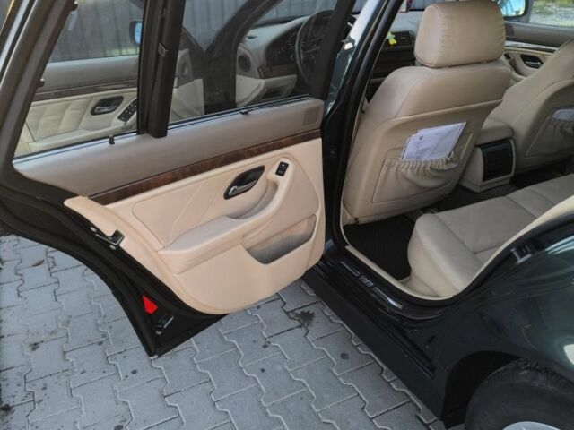 Зеленый БМВ 5 Серия, объемом двигателя 2.5 л и пробегом 443 тыс. км за 3600 $, фото 16 на Automoto.ua