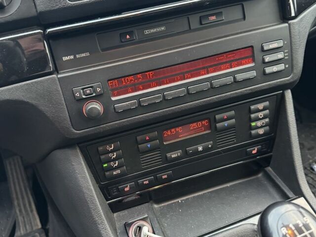 Зеленый БМВ 5 Серия, объемом двигателя 2.5 л и пробегом 400 тыс. км за 2400 $, фото 13 на Automoto.ua