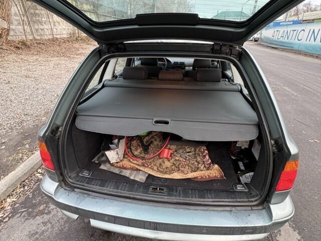 Зеленый БМВ 5 Серия, объемом двигателя 2.5 л и пробегом 400 тыс. км за 2400 $, фото 8 на Automoto.ua