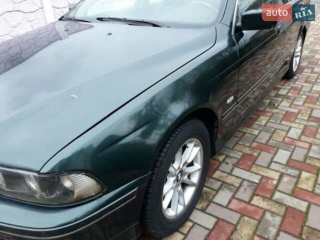 Зелений БМВ 5 Серія, об'ємом двигуна 2 л та пробігом 250 тис. км за 5500 $, фото 4 на Automoto.ua