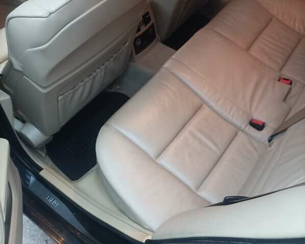 Зеленый БМВ 5 Серия, объемом двигателя 2 л и пробегом 292 тыс. км за 7800 $, фото 11 на Automoto.ua