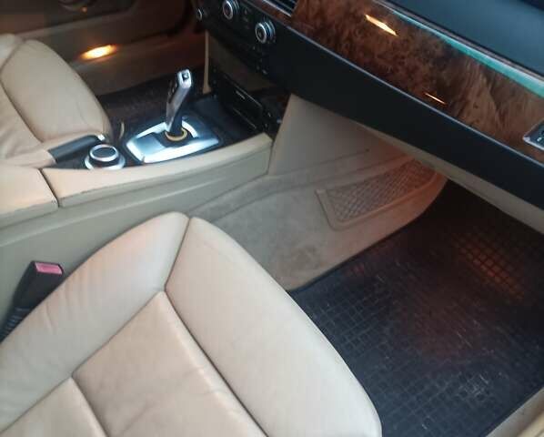 Зеленый БМВ 5 Серия, объемом двигателя 2 л и пробегом 292 тыс. км за 7800 $, фото 8 на Automoto.ua