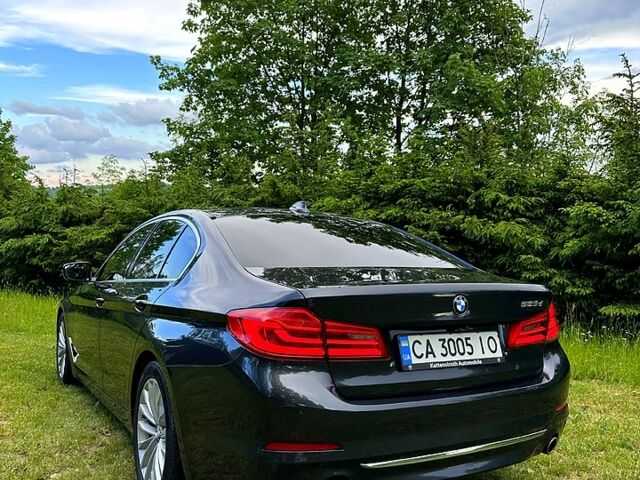 Сірий БМВ 5-series, об'ємом двигуна 2 л та пробігом 166 тис. км за 32000 $, фото 2 на Automoto.ua