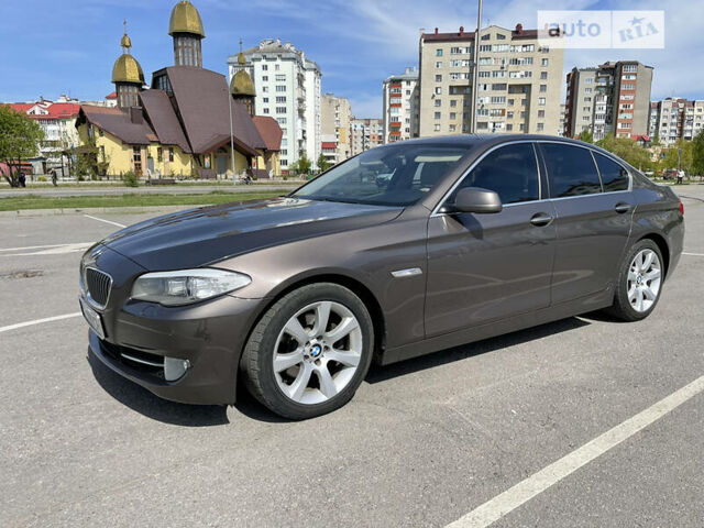 Коричневий БМВ 520, об'ємом двигуна 2 л та пробігом 197 тис. км за 15700 $, фото 10 на Automoto.ua